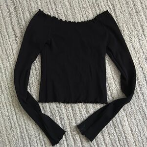 Brandy Melville Lettuce edge off the shoulder top